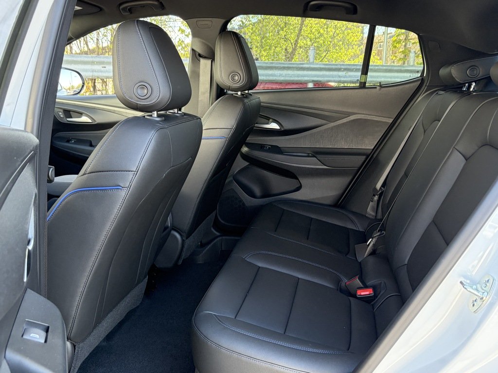 2026 Buick Envista in Joliette, Quebec - 9 - w1024h768px