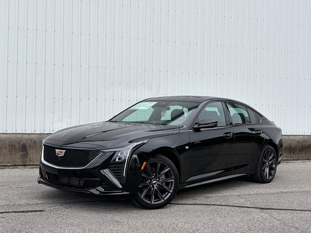 2026 Cadillac CT5 in Joliette, Quebec - 1 - w1024h768px