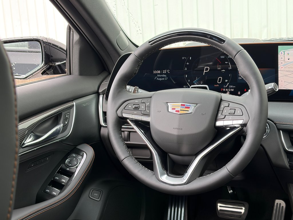 2026 Cadillac CT5 in Joliette, Quebec - 13 - w1024h768px