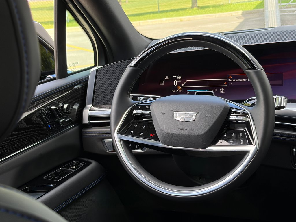 Cadillac Escalade IQL  2026 à Joliette, Québec - 14 - w1024h768px