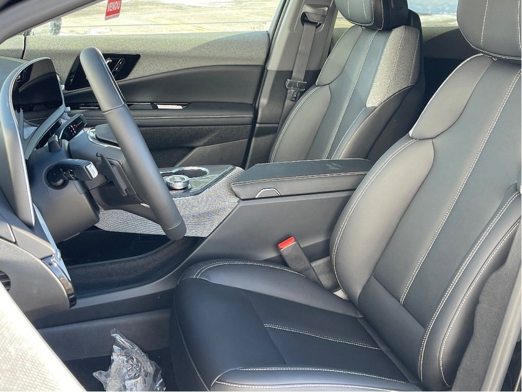 2026 Cadillac Optiq in Joliette, Quebec - 10 - w1024h768px