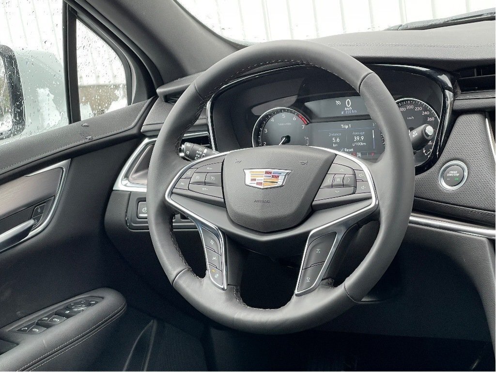 2024 Cadillac XT5 LUXE A TI in Joliette, Quebec - 12 - w1024h768px