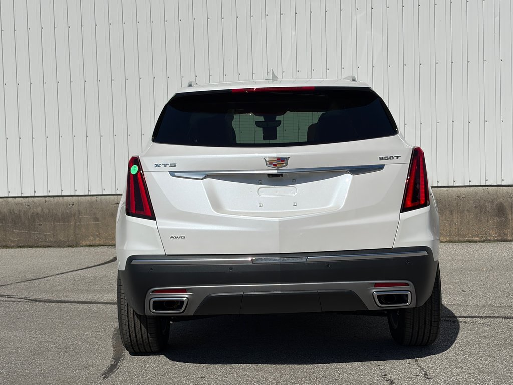 2026 Cadillac XT5 in Joliette, Quebec - 5 - w1024h768px