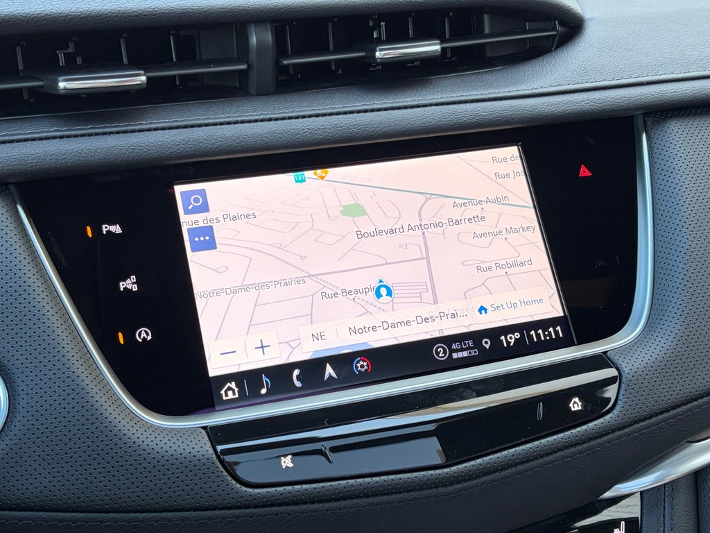 2026 Cadillac XT5 in Joliette, Quebec - 16 - w1024h768px