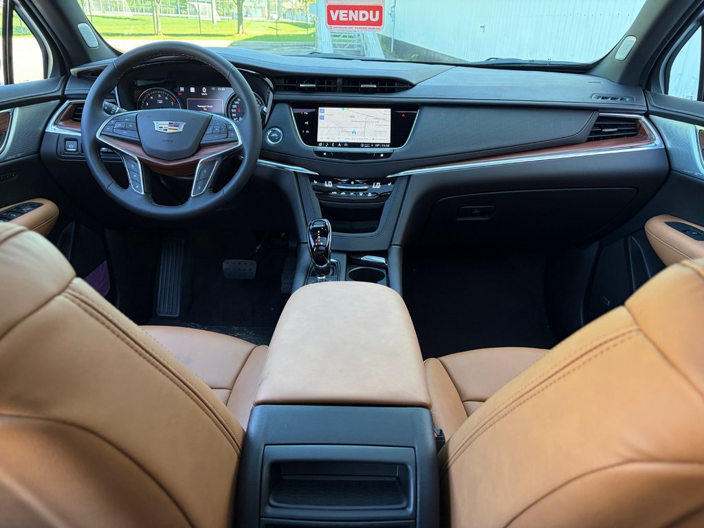 2026 Cadillac XT5 in Joliette, Quebec - 12 - w1024h768px