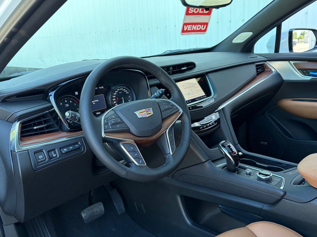 2026 Cadillac XT5 in Joliette, Quebec - 9 - w1024h768px