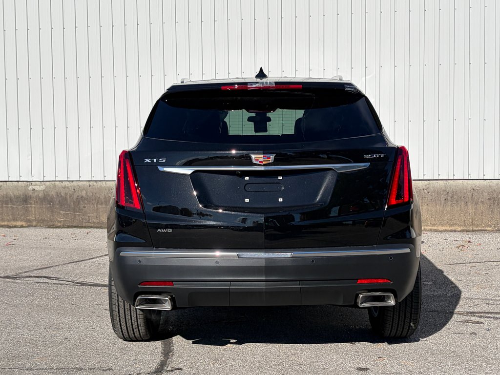 2026 Cadillac XT5 in Joliette, Quebec - 5 - w1024h768px