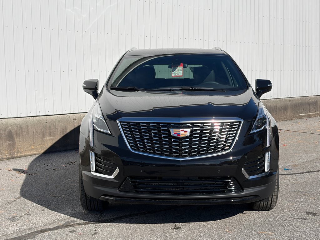 2026 Cadillac XT5 in Joliette, Quebec - 2 - w1024h768px