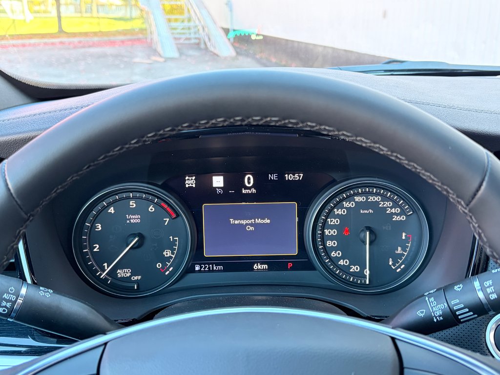 2026 Cadillac XT5 in Joliette, Quebec - 14 - w1024h768px