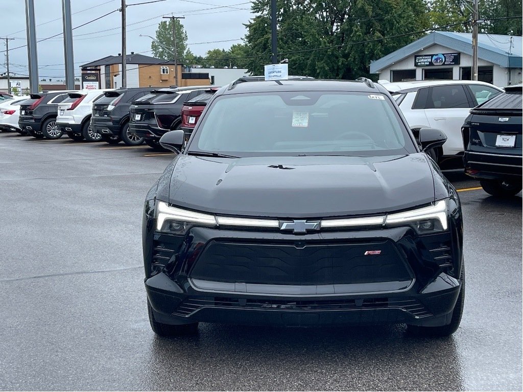 Chevrolet Blazer EV  2024 à Joliette, Québec - 2 - w1024h768px