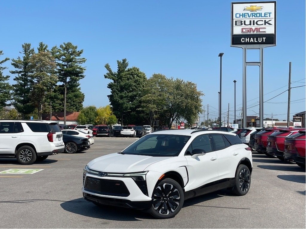 Chevrolet Blazer EV  2024 à Joliette, Québec - 1 - w1024h768px