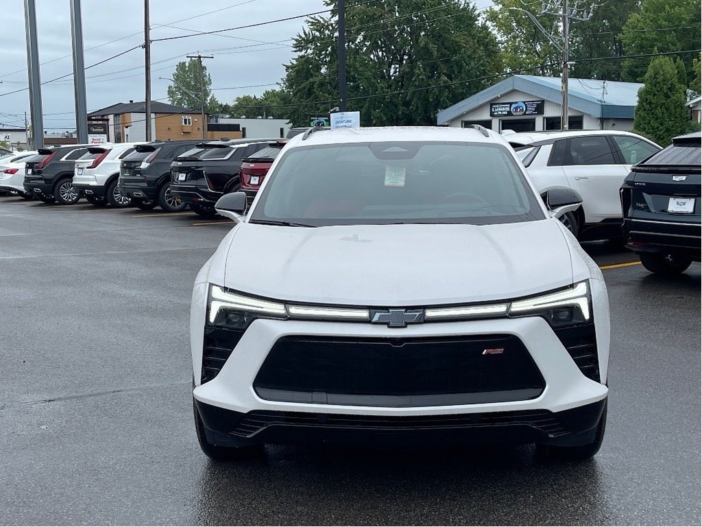 Chevrolet Blazer EV  2024 à Joliette, Québec - 2 - w1024h768px