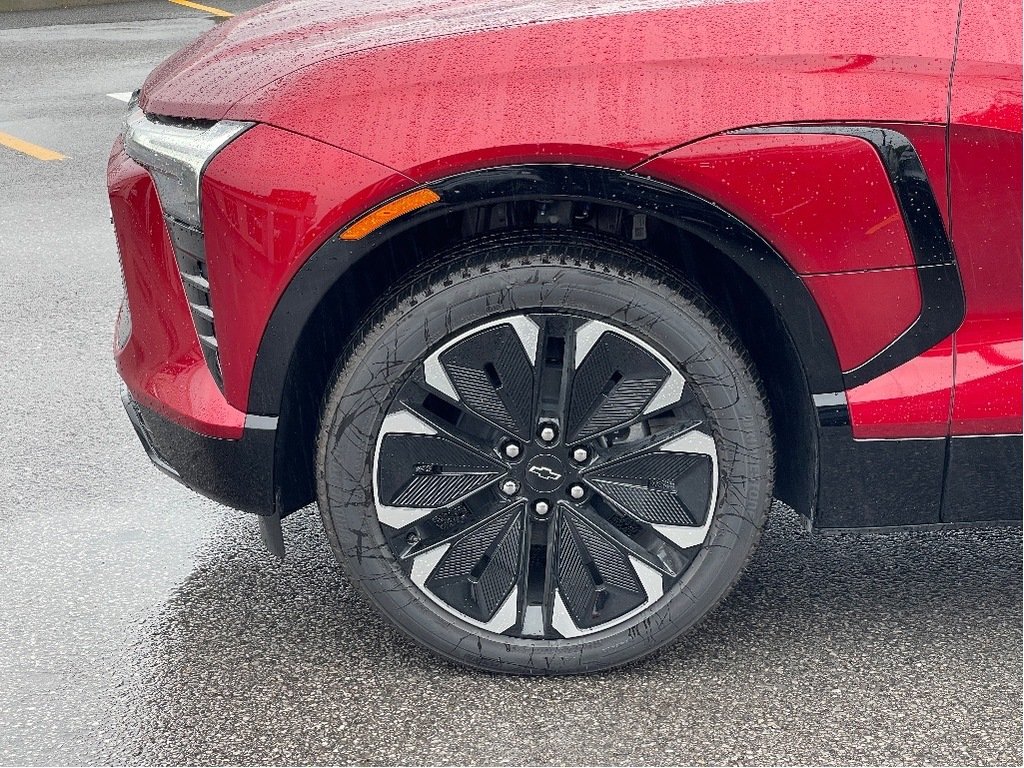 2024 Chevrolet Blazer EV in Joliette, Quebec - 7 - w1024h768px