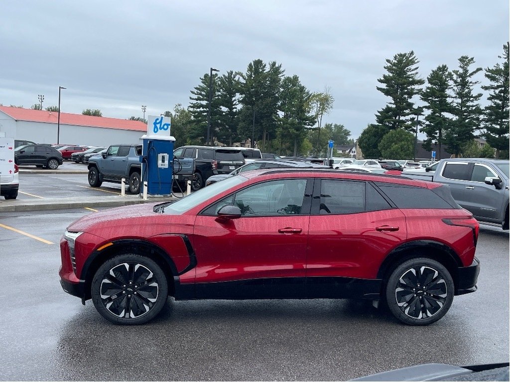 Chevrolet Blazer EV  2024 à Joliette, Québec - 3 - w1024h768px