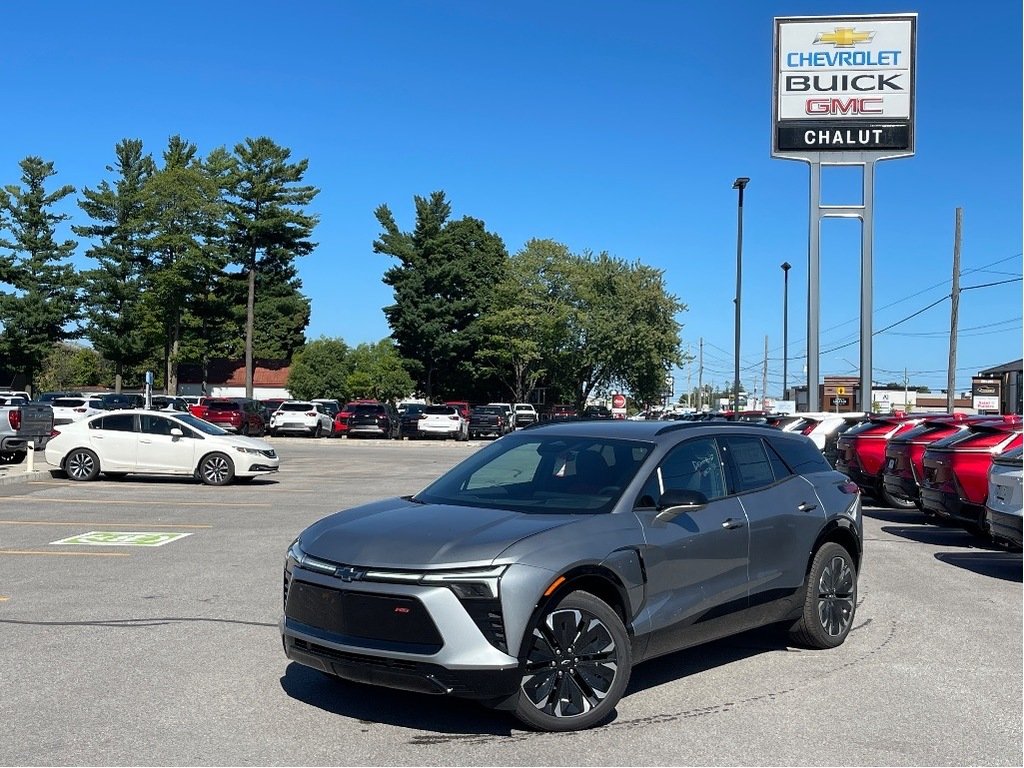 Chevrolet Blazer EV  2024 à Joliette, Québec - 1 - w1024h768px