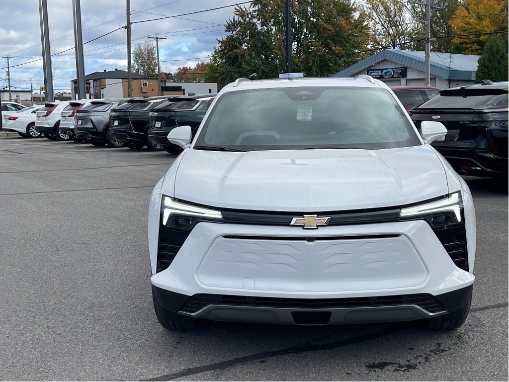 2025 Chevrolet Blazer EV in Joliette, Quebec - 2 - w1024h768px