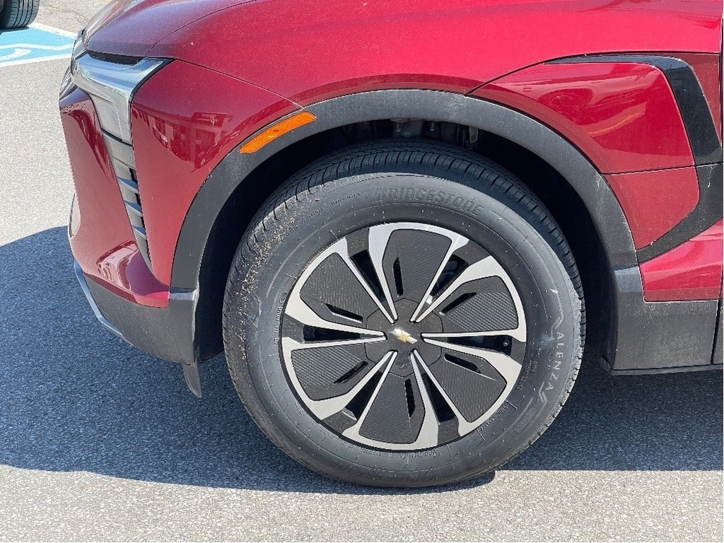 2025 Chevrolet Blazer EV in Joliette, Quebec - 7 - w1024h768px