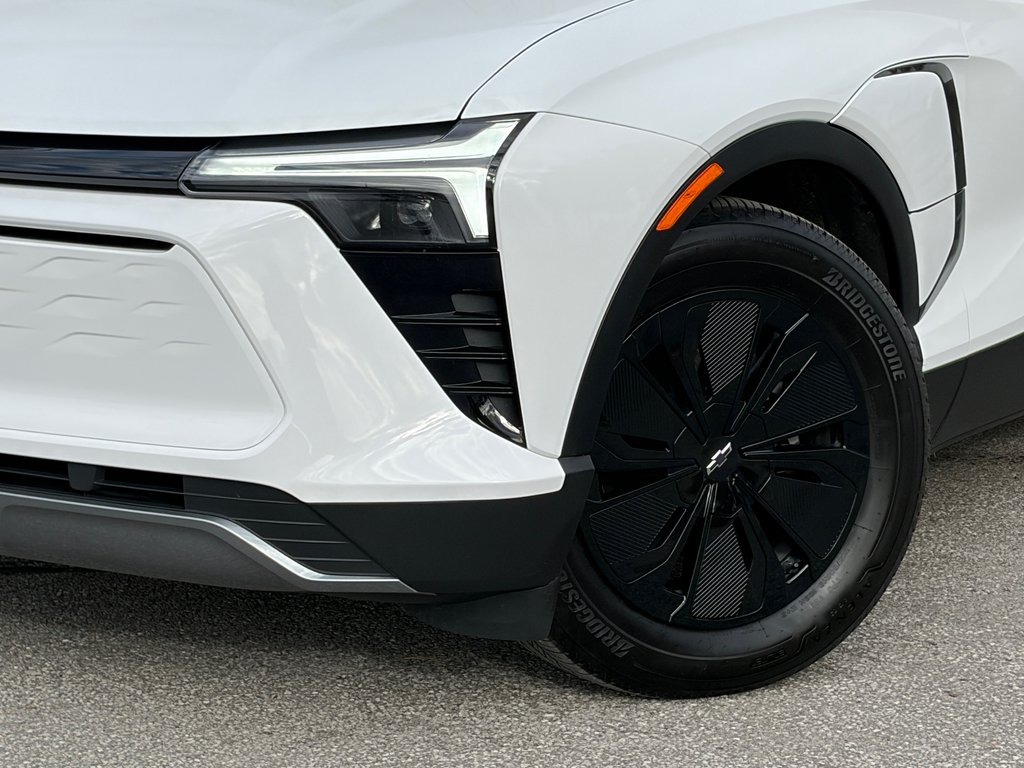 Chevrolet Blazer EV  2026 à Joliette, Québec - 6 - w1024h768px