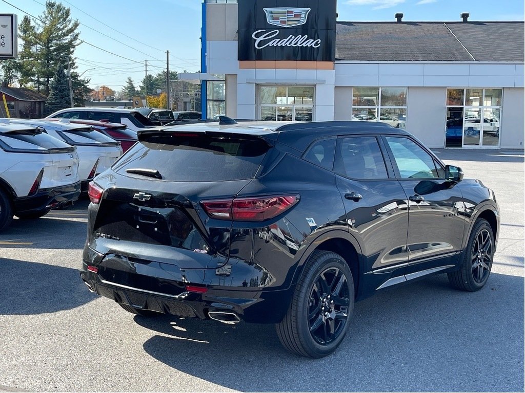 2025 Chevrolet Blazer in Joliette, Quebec - 4 - w1024h768px