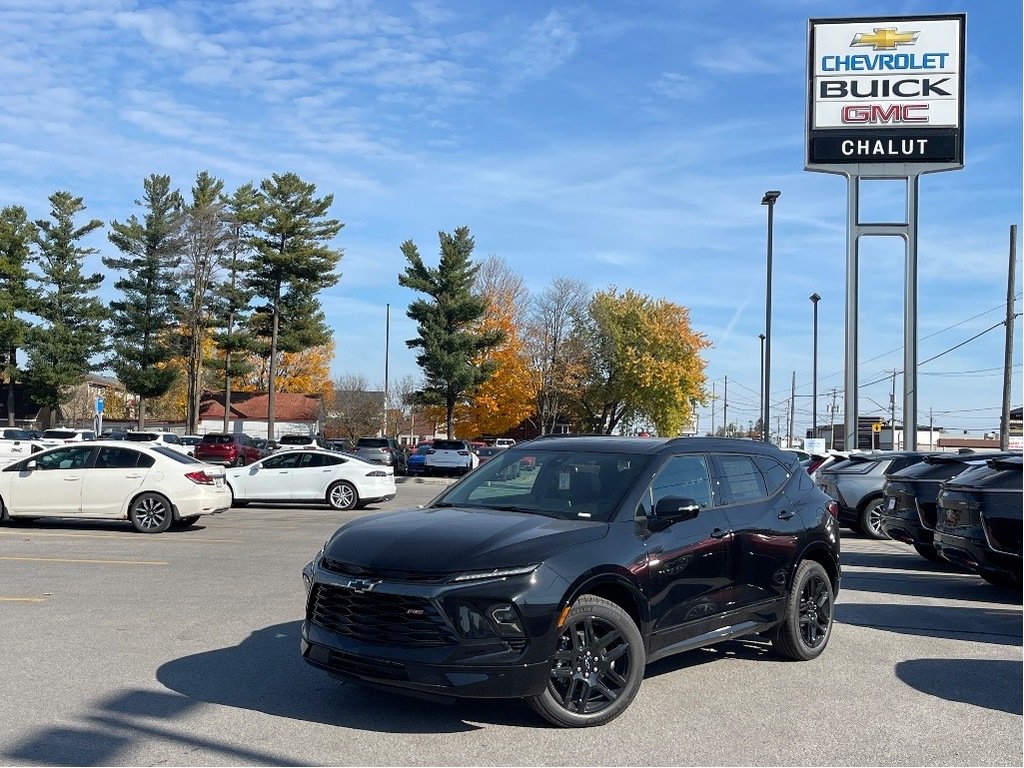 2025 Chevrolet Blazer in Joliette, Quebec - 1 - w1024h768px