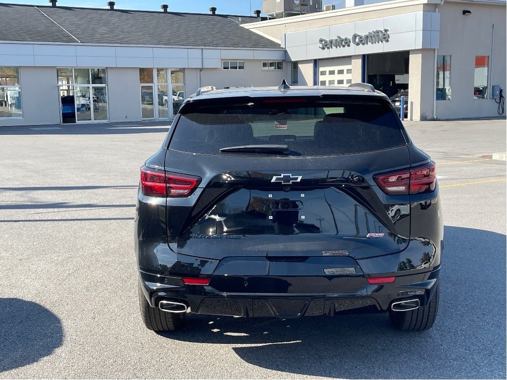 2025 Chevrolet Blazer in Joliette, Quebec - 5 - w1024h768px