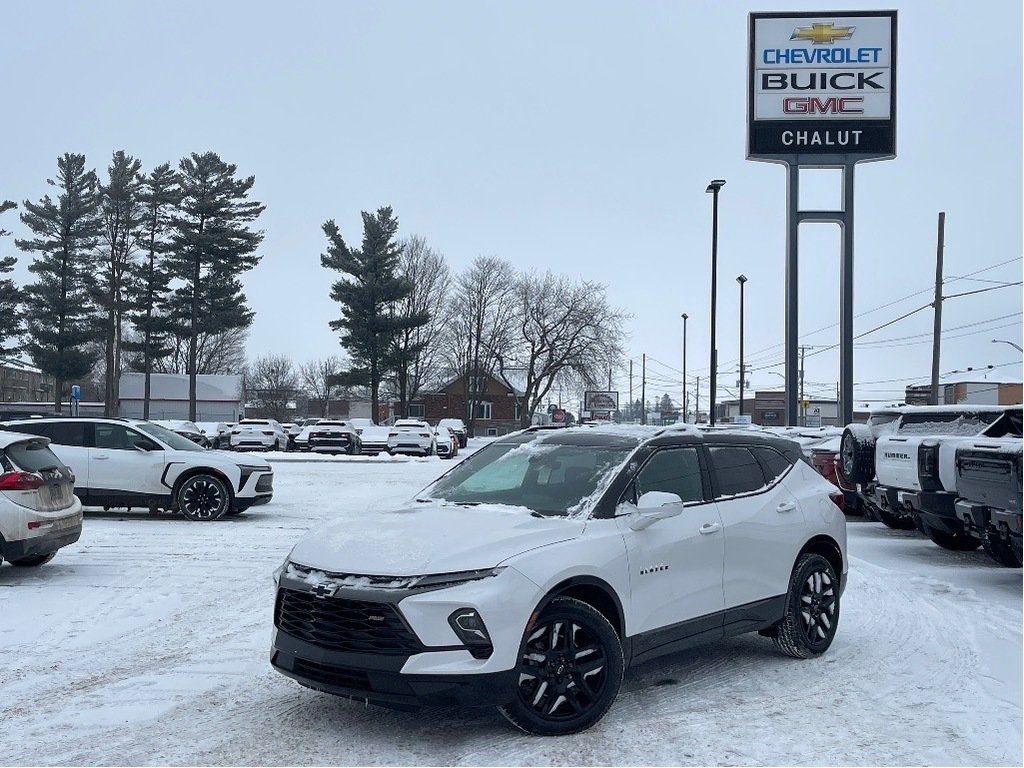 Chevrolet Blazer  2025 à Joliette, Québec - 1 - w1024h768px