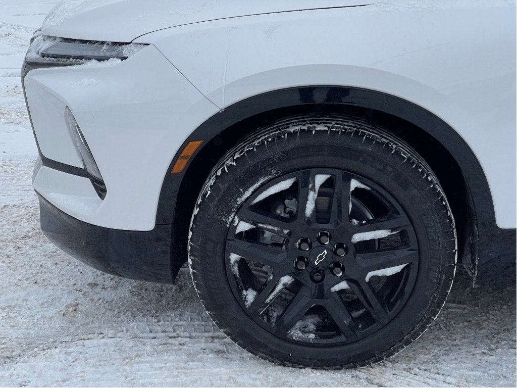 Chevrolet Blazer  2025 à Joliette, Québec - 7 - w1024h768px