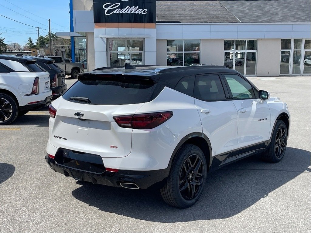 2025 Chevrolet Blazer in Joliette, Quebec - 4 - w1024h768px