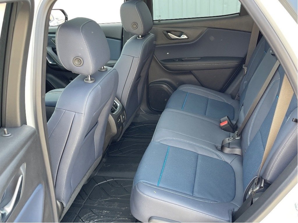 2025 Chevrolet Blazer in Joliette, Quebec - 11 - w1024h768px