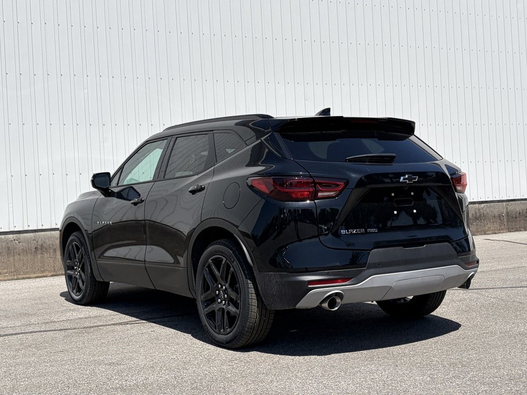 2026 Chevrolet Blazer in Joliette, Quebec - 4 - w1024h768px