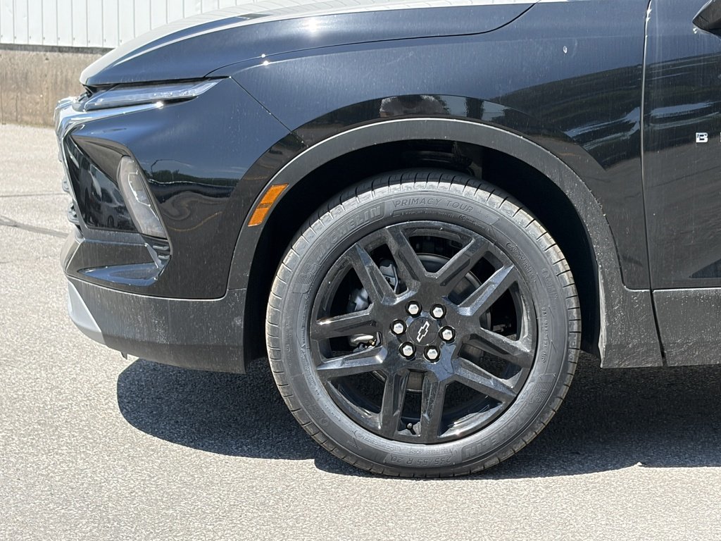 2026 Chevrolet Blazer in Joliette, Quebec - 6 - w1024h768px