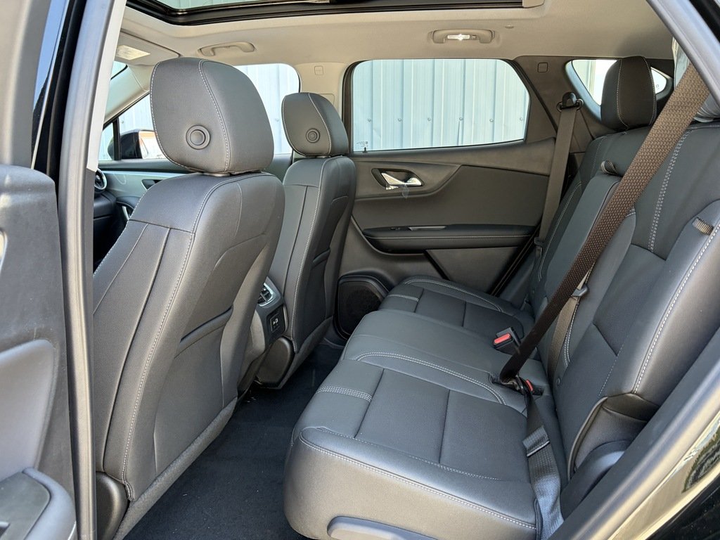 2026 Chevrolet Blazer in Joliette, Quebec - 10 - w1024h768px