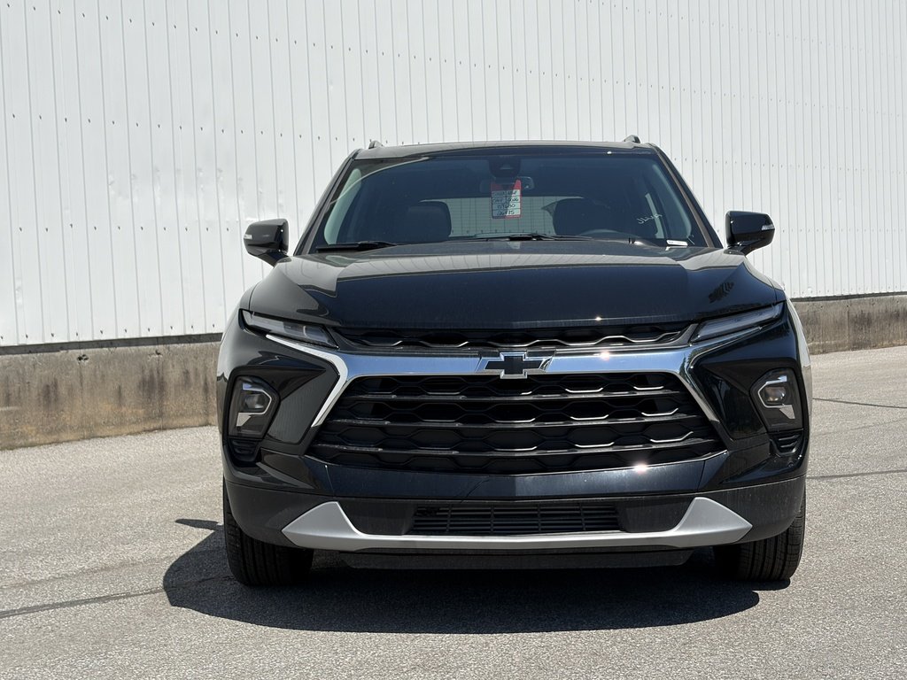 2026 Chevrolet Blazer in Joliette, Quebec - 2 - w1024h768px