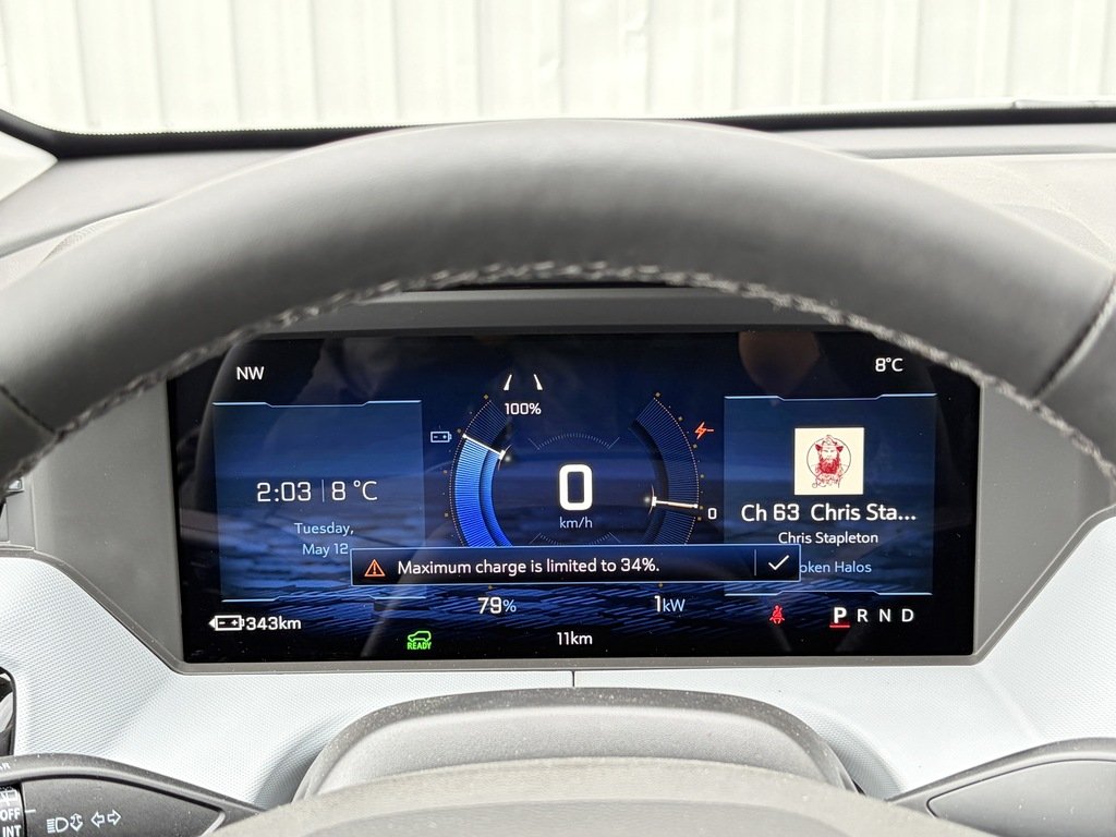 Chevrolet Bolt  2027 à Joliette, Québec - 13 - w1024h768px