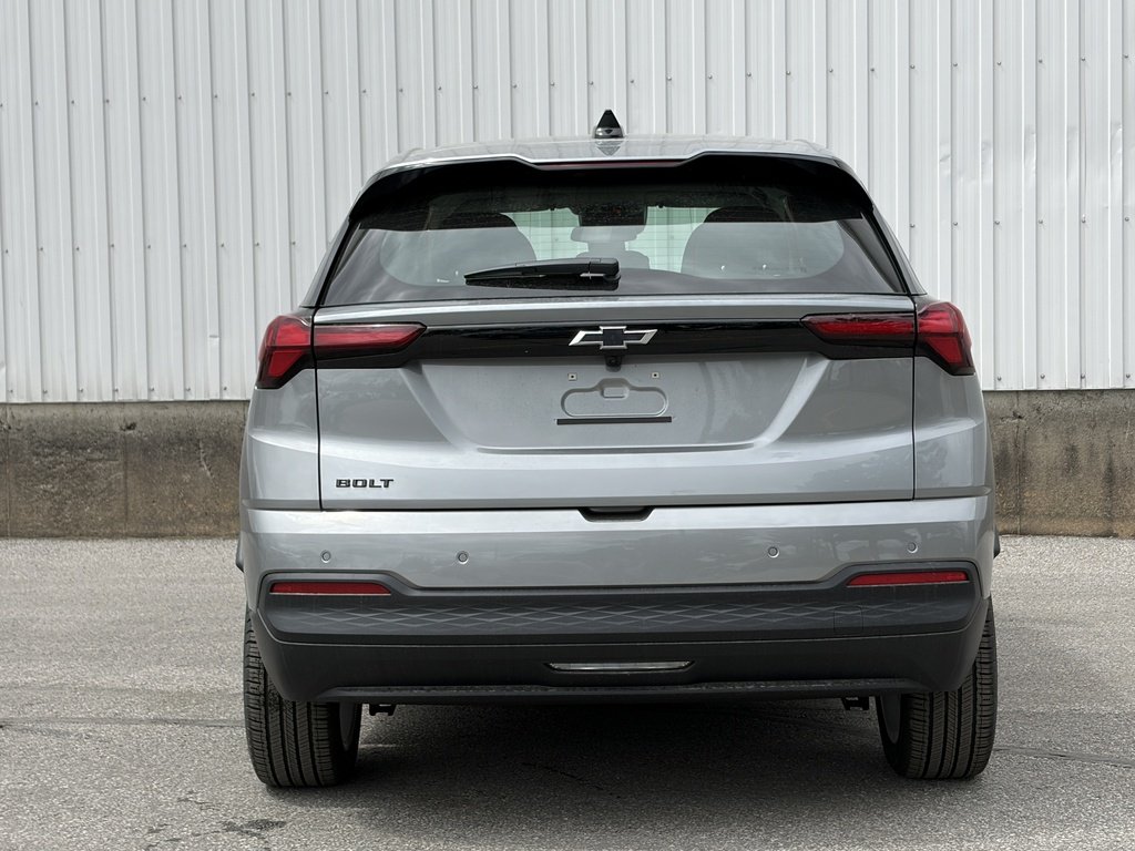 2027 Chevrolet Bolt in Joliette, Quebec - 5 - w1024h768px