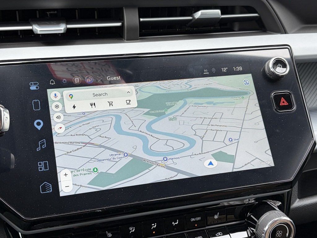 2027 Chevrolet Bolt in Joliette, Quebec - 14 - w1024h768px