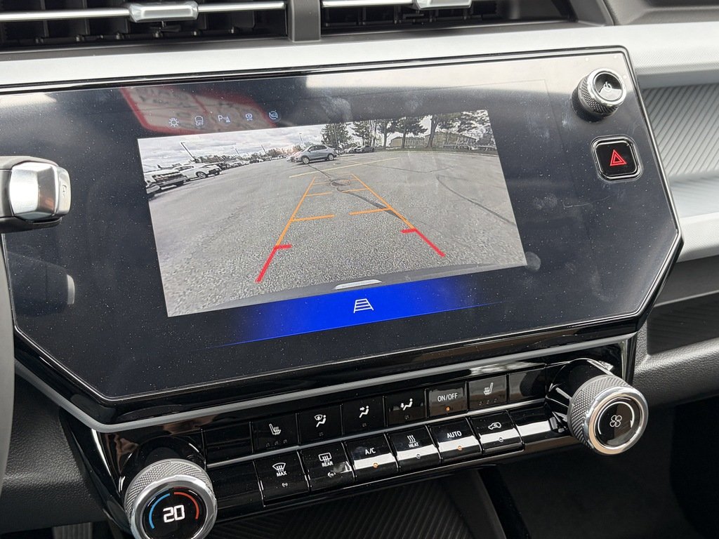 2027 Chevrolet Bolt in Joliette, Quebec - 14 - w1024h768px