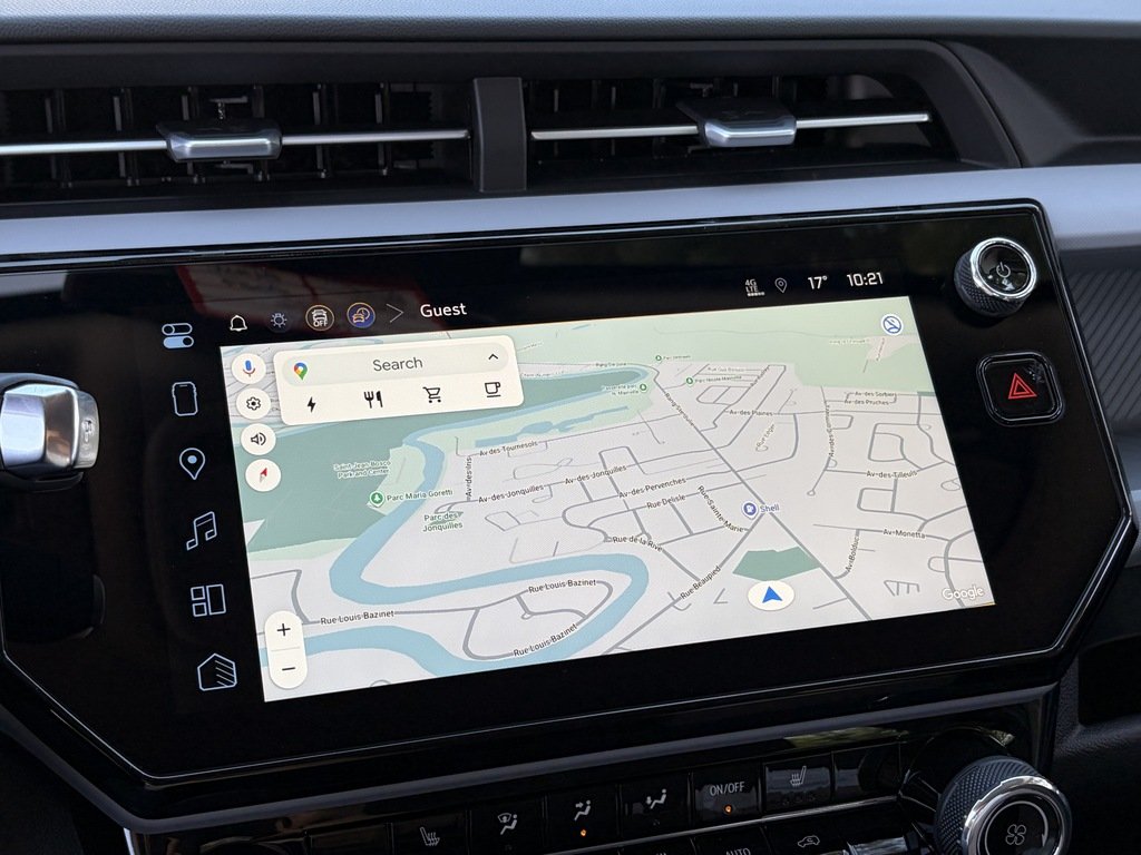 2027 Chevrolet Bolt in Joliette, Quebec - 14 - w1024h768px