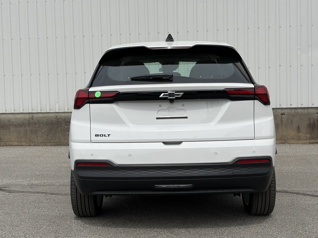 2027 Chevrolet Bolt in Joliette, Quebec - 5 - w1024h768px