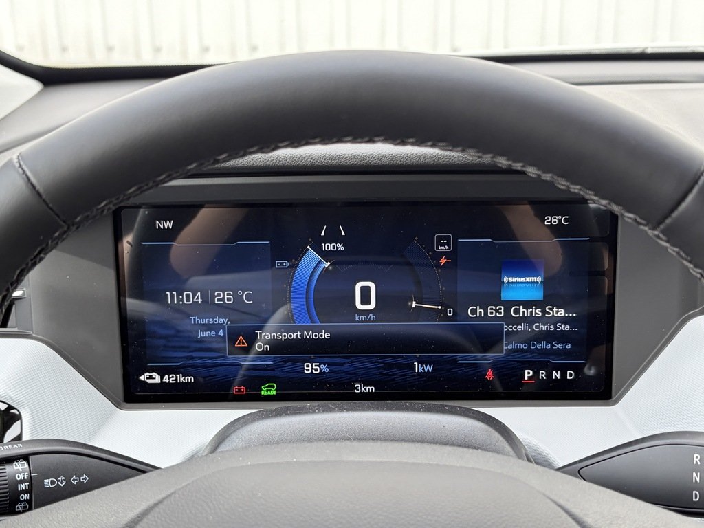 2027 Chevrolet Bolt in Joliette, Quebec - 13 - w1024h768px