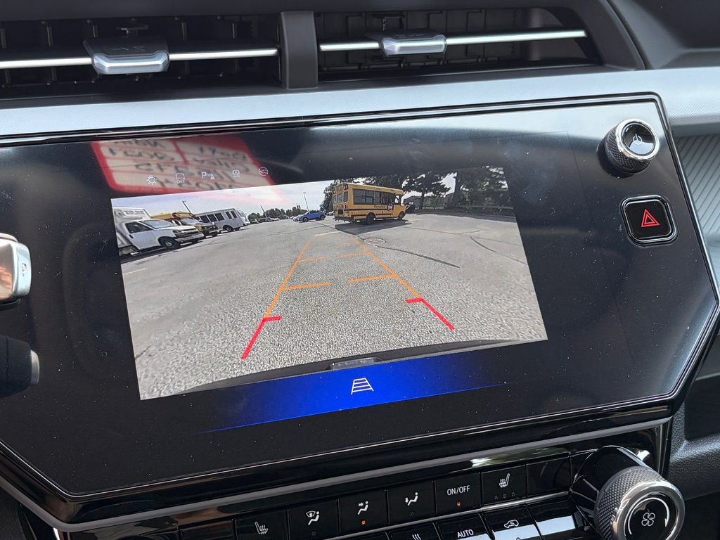 2027 Chevrolet Bolt in Joliette, Quebec - 15 - w1024h768px