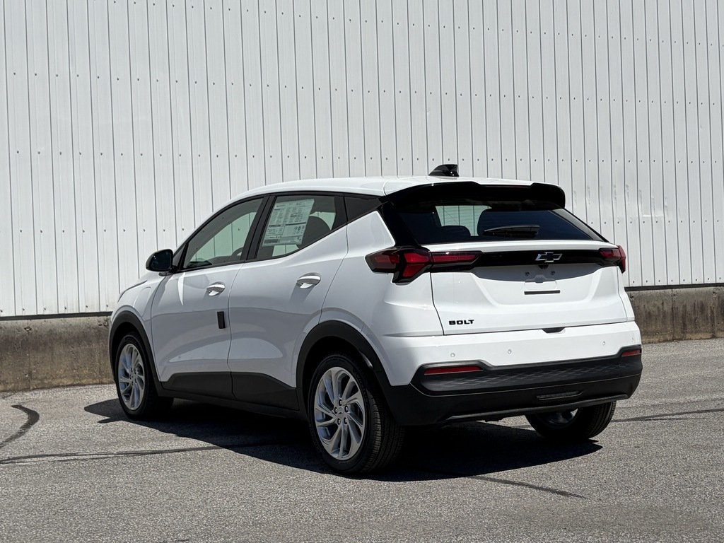 Chevrolet Bolt  2027 à Joliette, Québec - 4 - w1024h768px