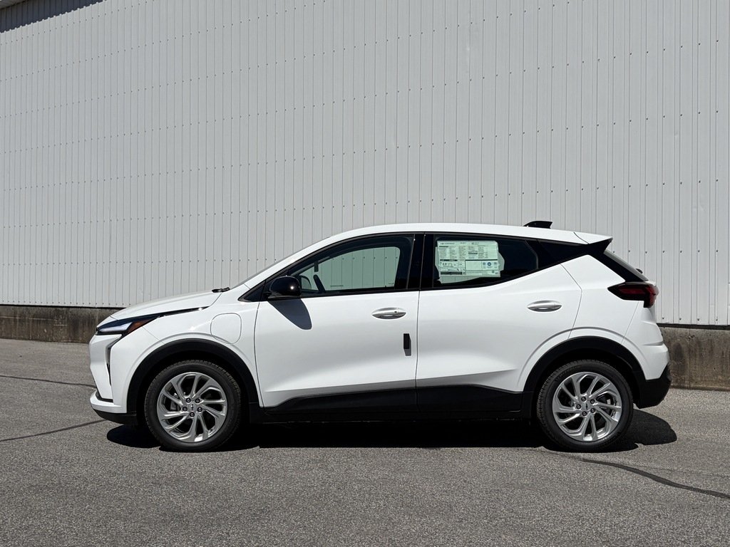 Chevrolet Bolt  2027 à Joliette, Québec - 3 - w1024h768px