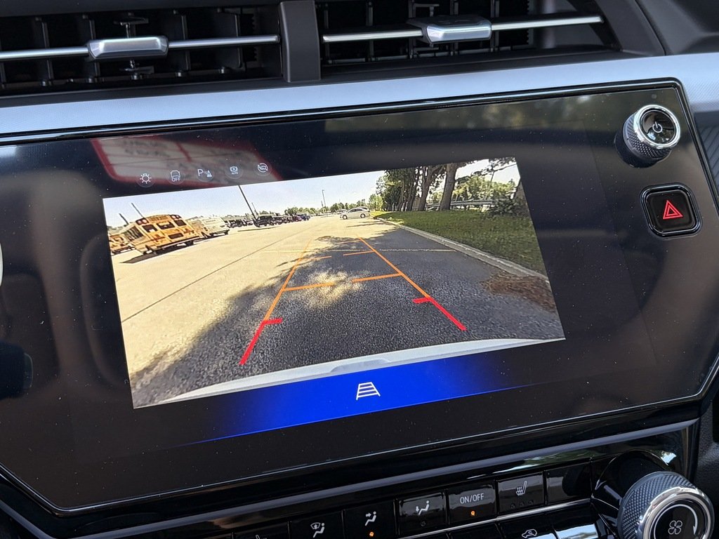 2027 Chevrolet Bolt in Joliette, Quebec - 15 - w1024h768px