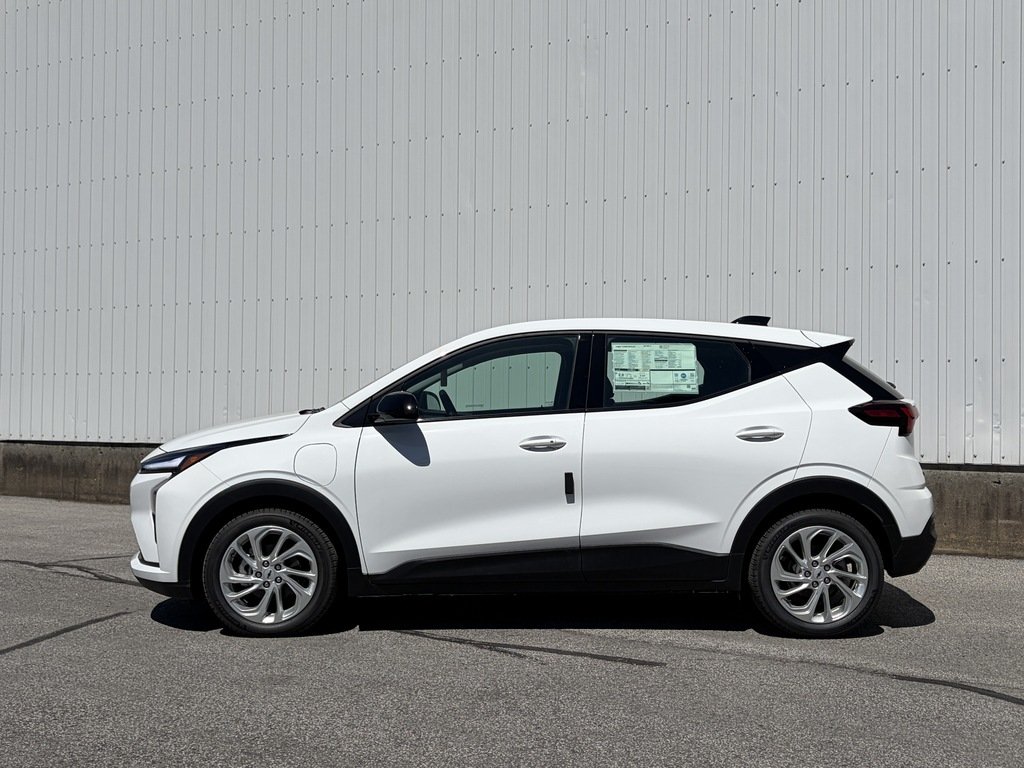 Chevrolet Bolt  2027 à Joliette, Québec - 3 - w1024h768px