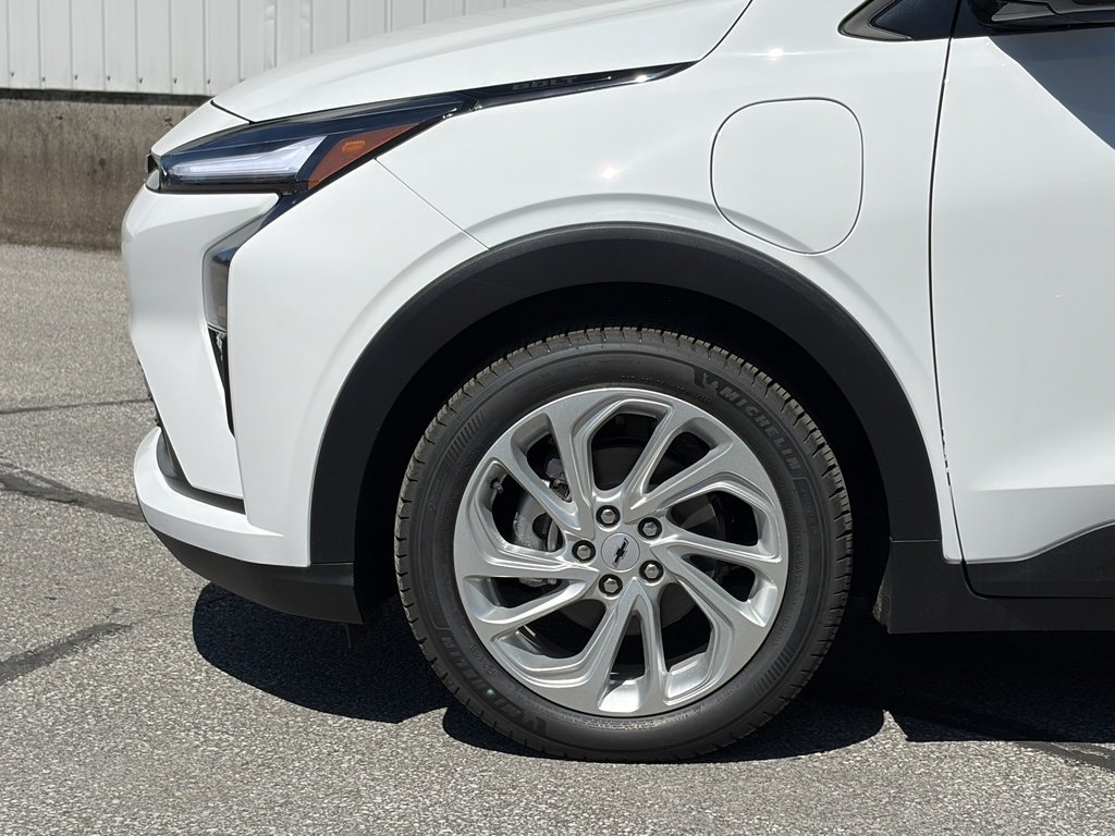 Chevrolet Bolt  2027 à Joliette, Québec - 6 - w1024h768px