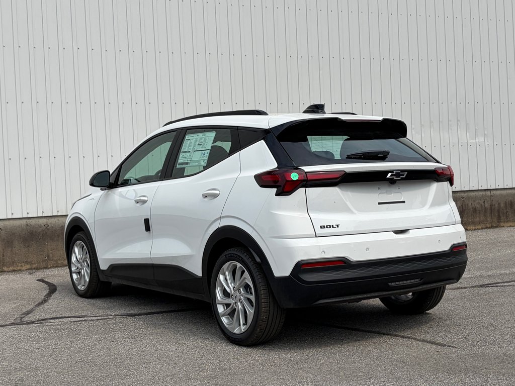 Chevrolet Bolt  2027 à Joliette, Québec - 4 - w1024h768px