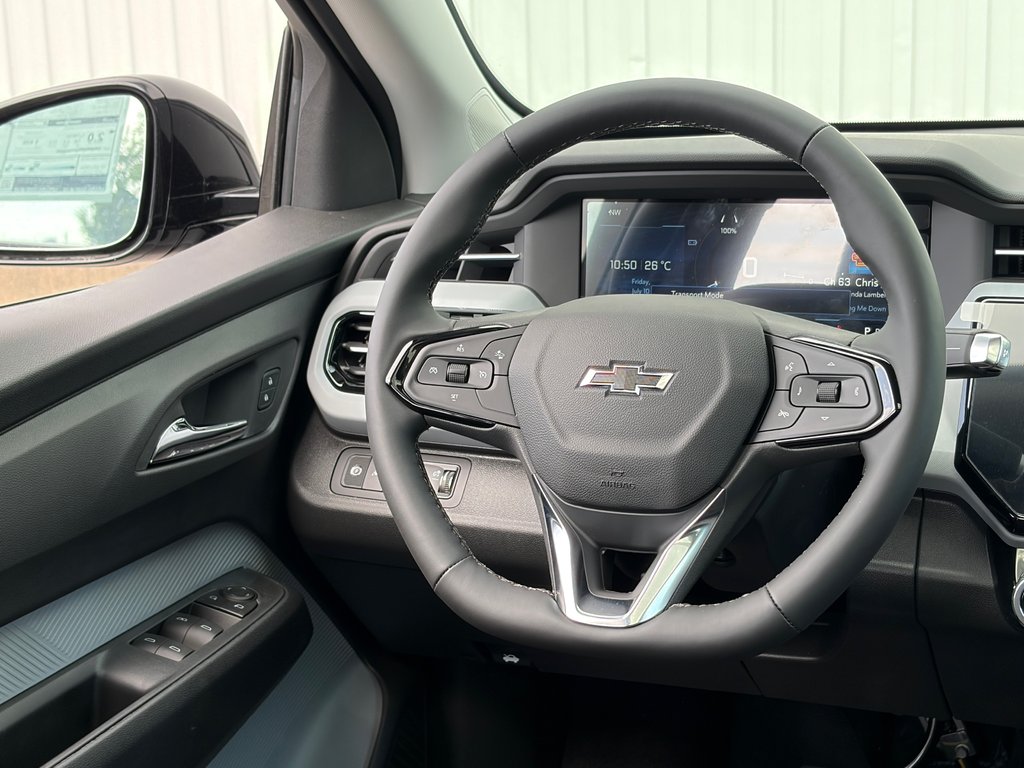 2027 Chevrolet Bolt in Joliette, Quebec - 13 - w1024h768px