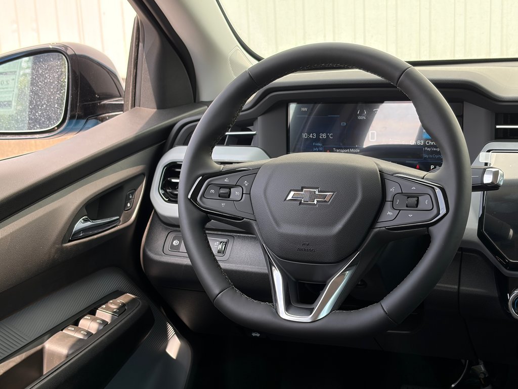2027 Chevrolet Bolt in Joliette, Quebec - 12 - w1024h768px