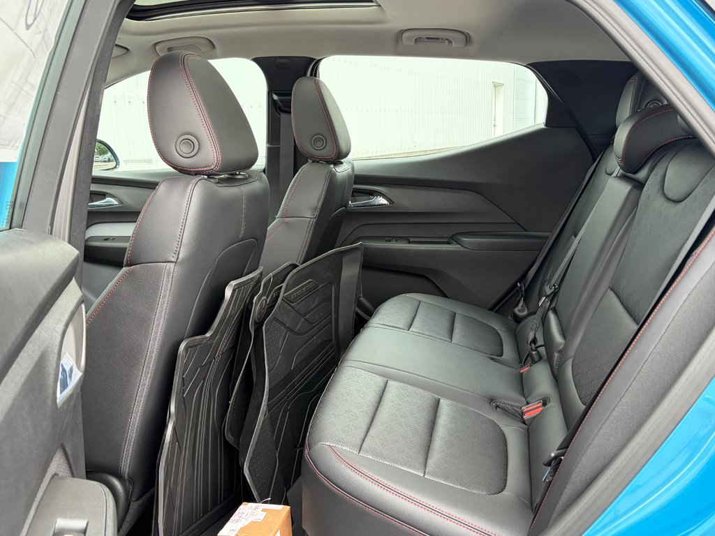 Chevrolet Bolt  2027 à Joliette, Québec - 10 - w1024h768px
